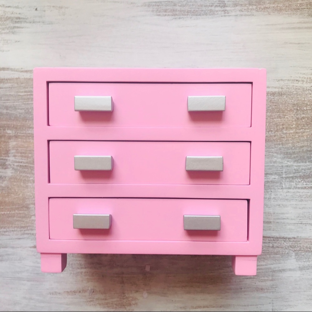 American girl dresser